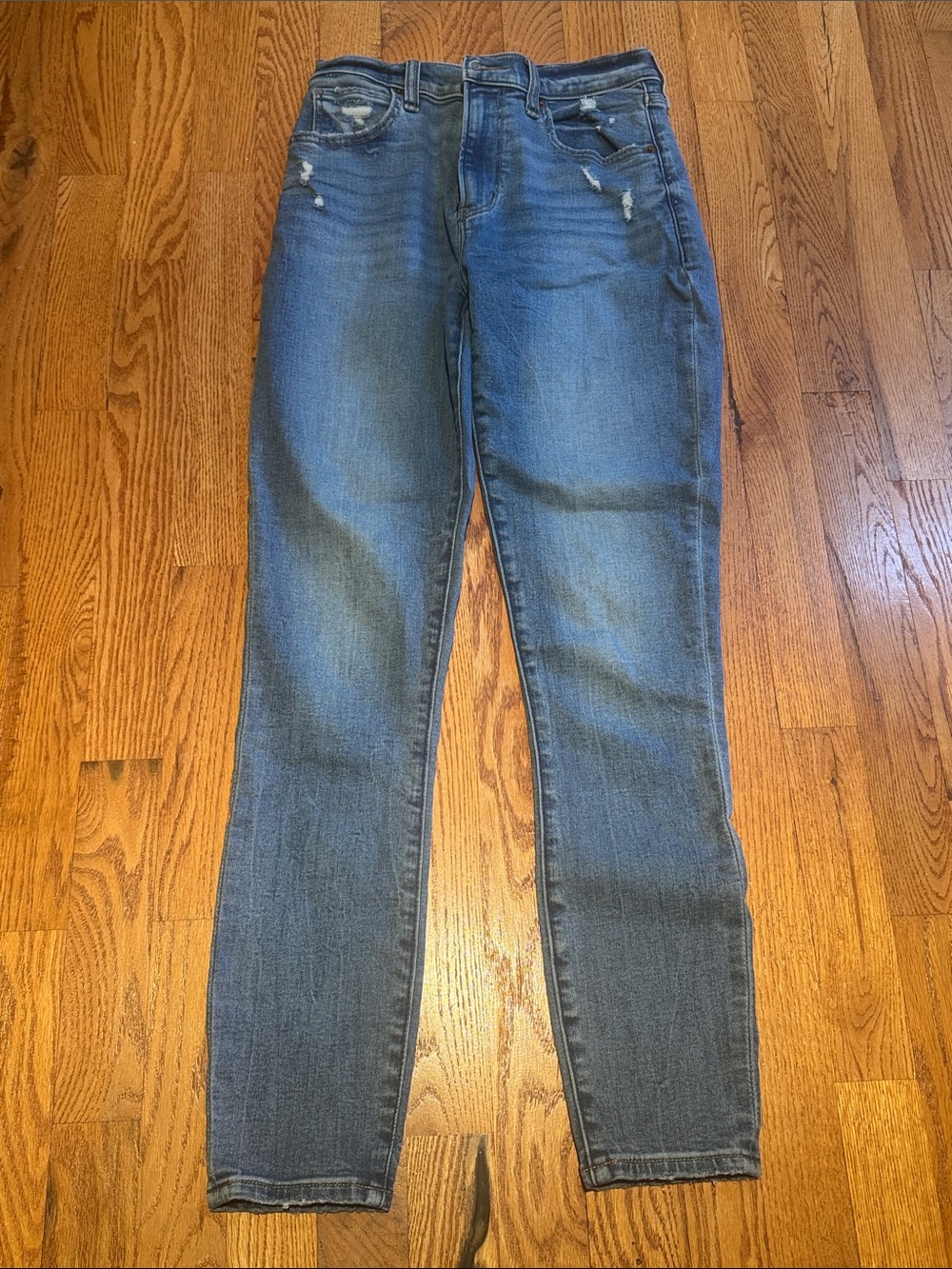 Abercrombie and Fitch The Super Skinny Ankle high rise jeans size 26/2